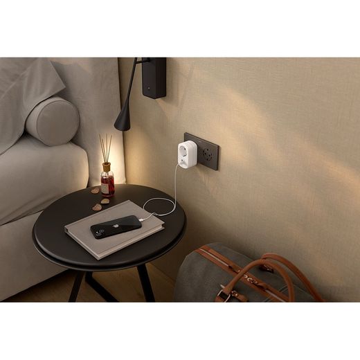 Adaptador Combi 30 W Usb A + C + 1 Toma Schuko, 16 A 250 V~, Blanco