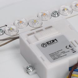 Aplique Led Cuadrado Extraplano De Superficie 24 W 3Cct 2490 Lm 37 X 37 X 6,7 Cm