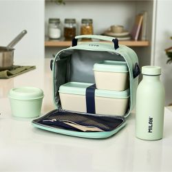 Bolsa Isotérmica Porta Alimentos Serie 1918 Verde Con 3 Recipientes 3,5 L