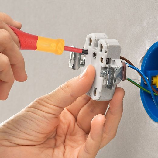 Destornillador Plano Aislado Vde 0,5 X 3 X 100 Mm