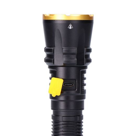 Linterna Led De Largo Alcance Wolf Pro X3 1800 Lm 20 W Recargable