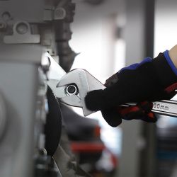 Llave Ajustable 200 Mm