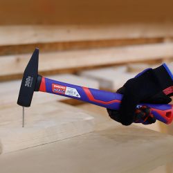 Martillo De Maquinista Con Mango De Fibra De Vidrio, 300 G