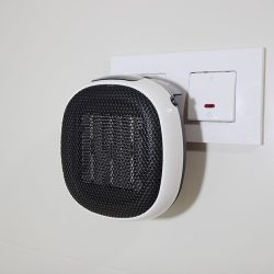 Mini Calefactor Cerámico De Enchufe 700 W