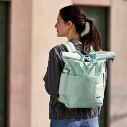 Mochila Urbana Con Cierre Superior Enrollable 10 L. Serie 1918, Verde