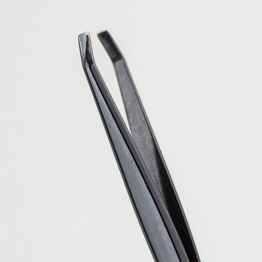 Pinzas Depilatorias Negra 9 Cm